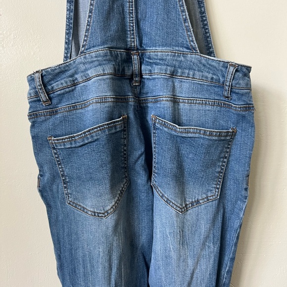 Mossimo Denim Overalls Skinny Fit - Picture 5 of 6